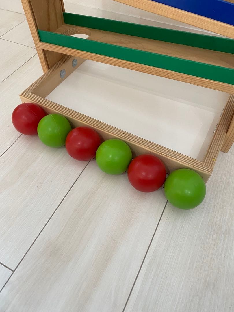 TAG社 ボールトラッカー モンテッソーリ - メルカリ