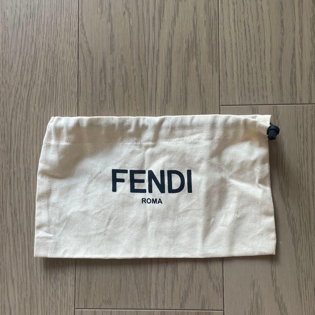 美品！FENDI ⭐︎フォックスファー チャーム 水色とピンク - メルカリ