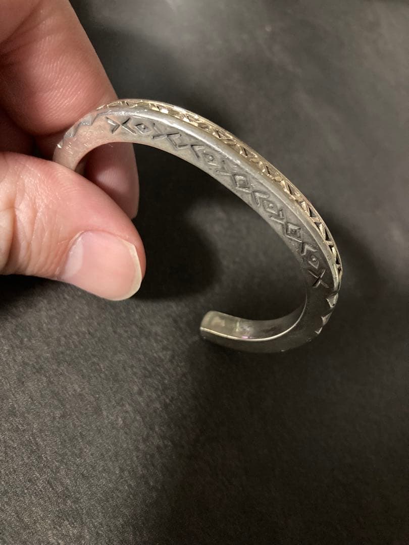 Navajoジェニファーカーティス K14 ヘビーゲージ 3面バングル 約38g