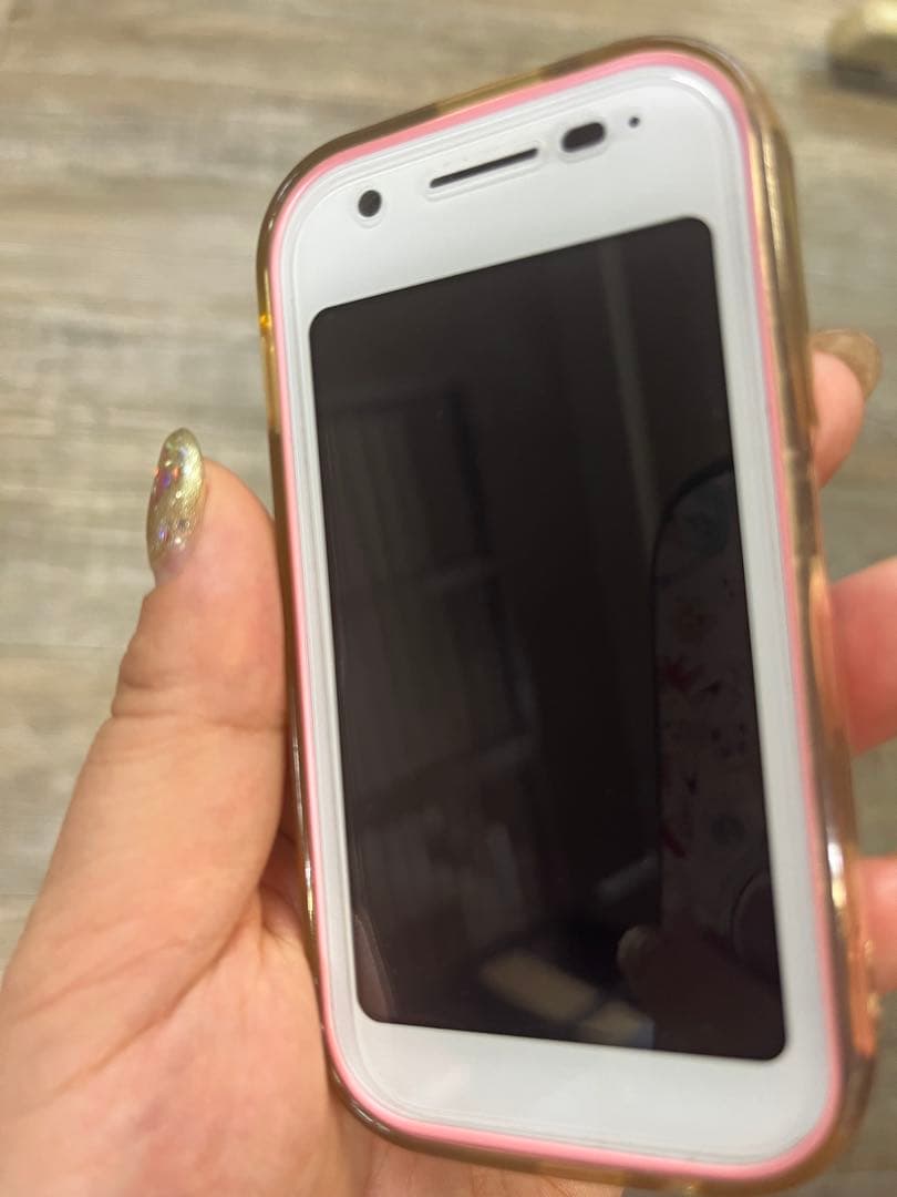 mamorino6 ホワイト ピンク 本体 au キッズ携帯 マモリーノ6 - メルカリ