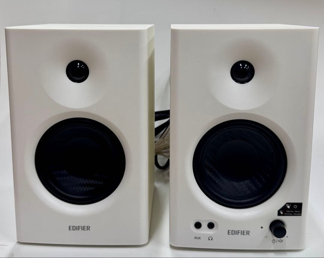 【美品】EDIFIER人気モニタースピーカー MR4（ホワイト） Amazon.co.jp: Edifier MR4 スピーカー : 家電＆カメラ