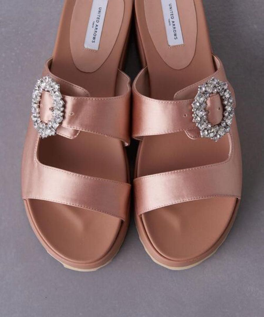 UNITED ARROWS＞サテン ビジュー ミュール - メルカリ