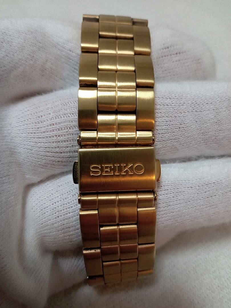 Y*i様 SEIKO5 AUTOMATIC 機械式自動巻 スクエア型 ゴールド - メルカリ
