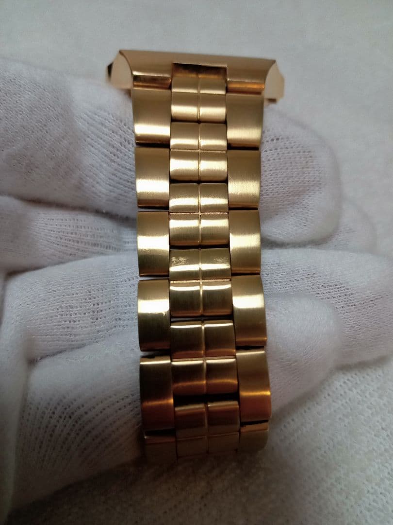 Y*i様 SEIKO5 AUTOMATIC 機械式自動巻 スクエア型 ゴールド - メルカリ