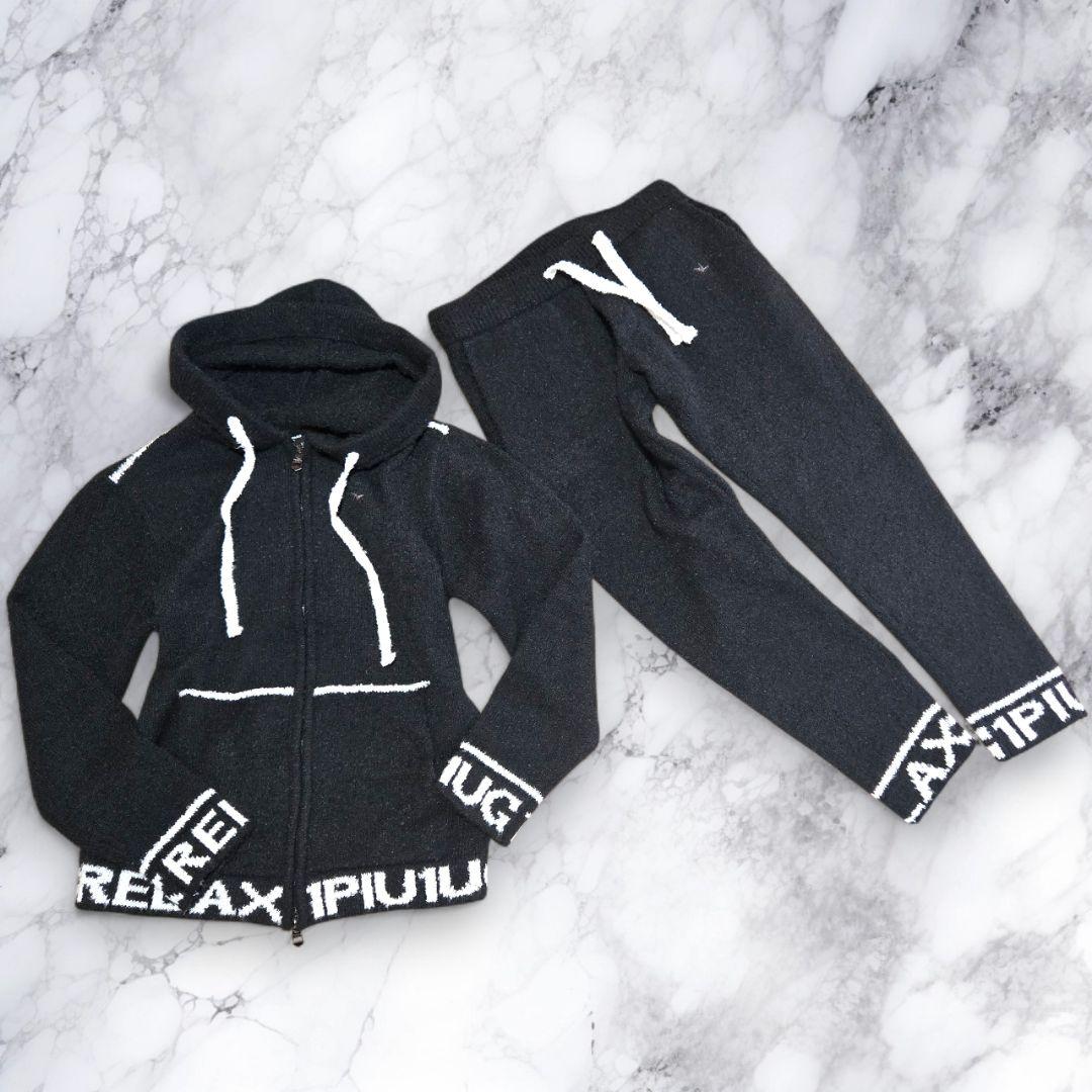 1001 1PIU1UGUALE3 RELAX セットアップ L 黒 ウノピュウ - メルカリ