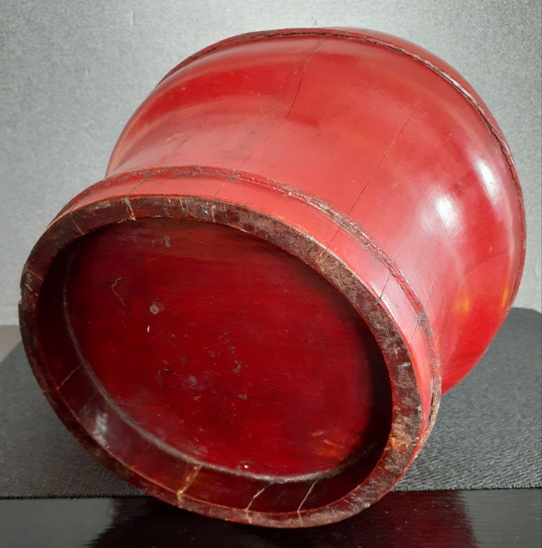 李朝漆器朝鮮古民具韓国古玩朱漆塗り手付き透かし造蝙蝠図片口手桶