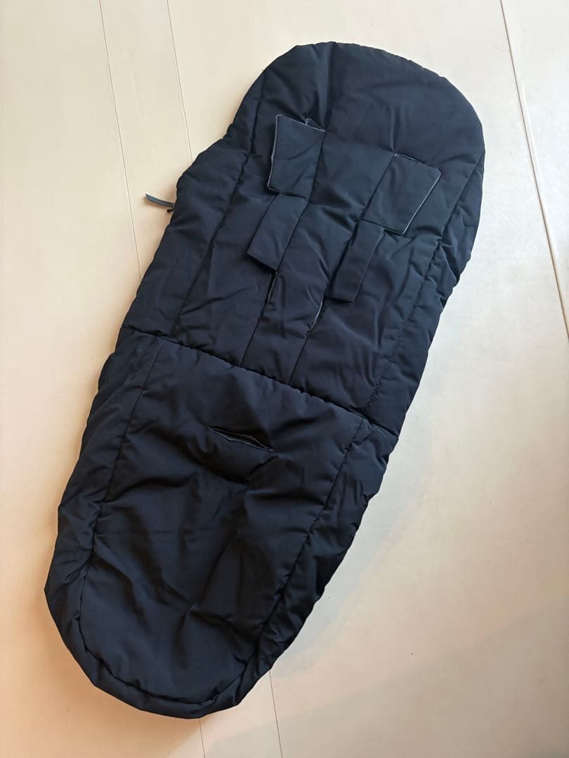 美品】cybexプラチナムフットマフ ベビーカー用スリーブ ブラック