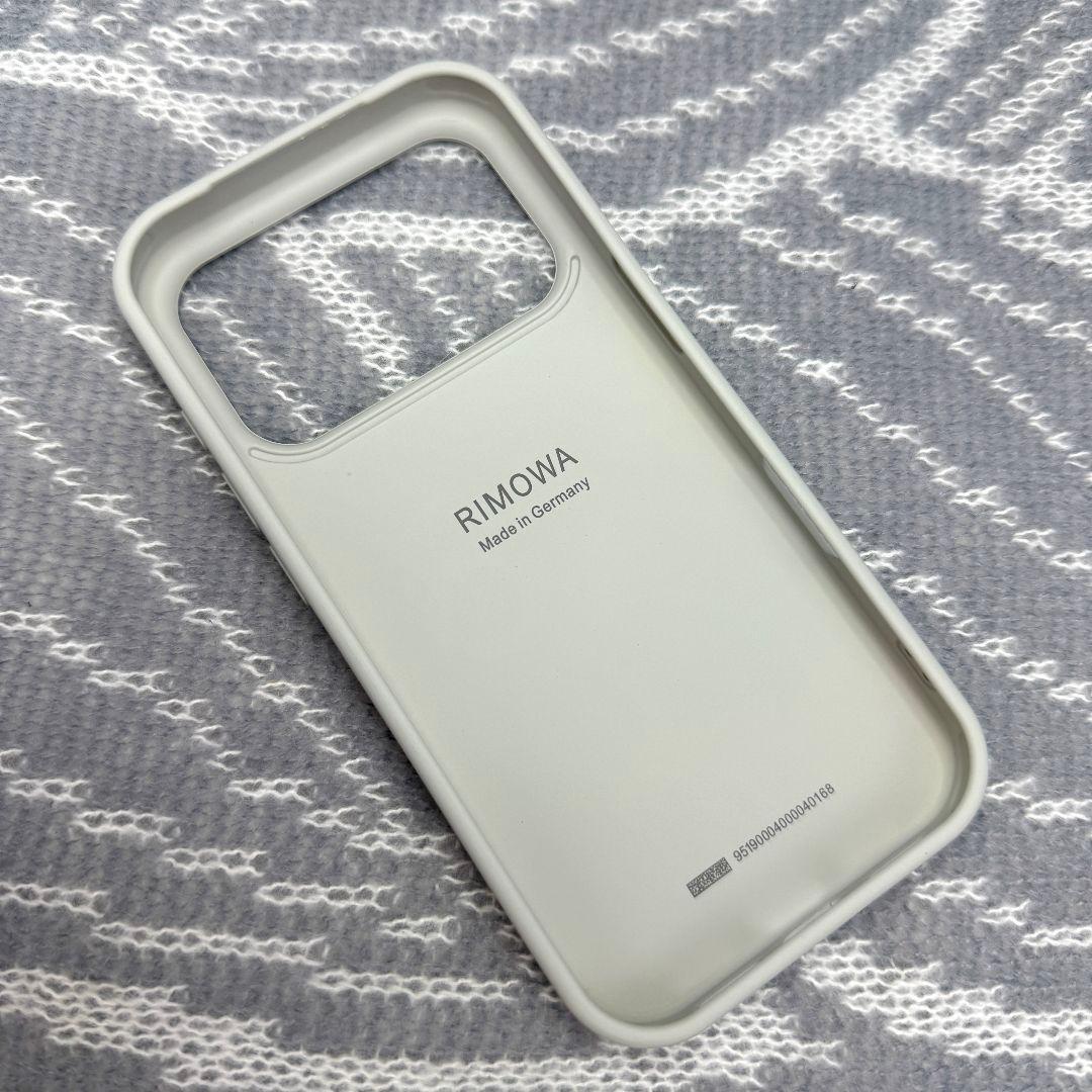 新品/未使用 RIMOWA リモワ iPhone17pro ケースシルバー - メルカリ