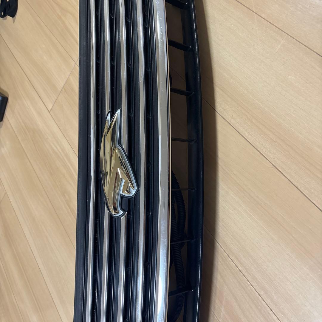 《値下げ》トヨタ　60ハリアー前期　フロントグリル モデリスタ