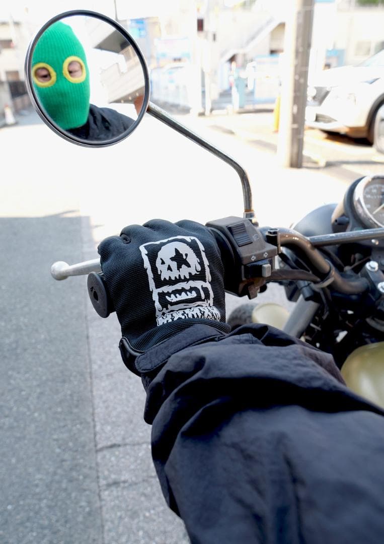 新品 サンタクルーズ x MxMxM スクリーミングハンドグローブ 黒緑