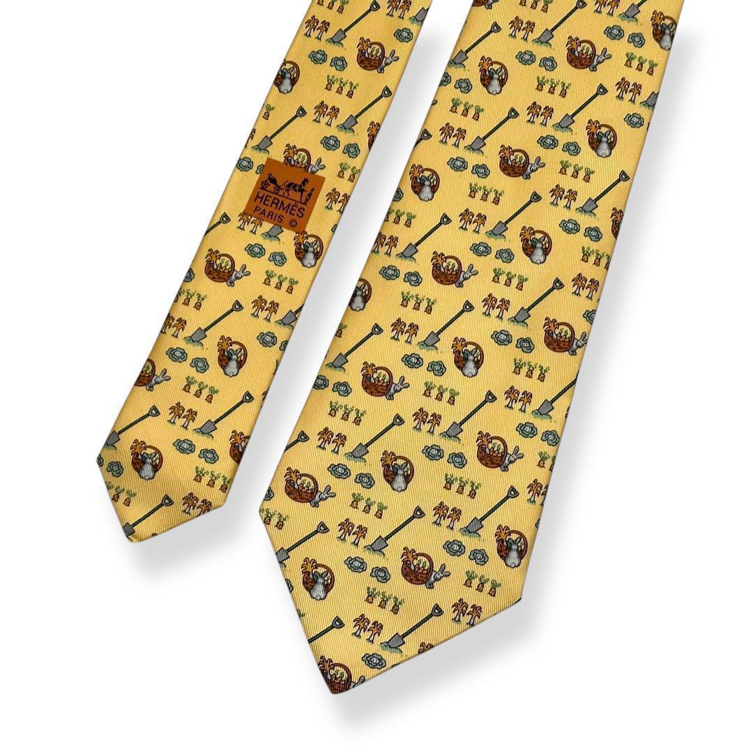 極美品✨HERMES ネクタイ エルメス 可愛い うさぎ アニマル 総柄【D