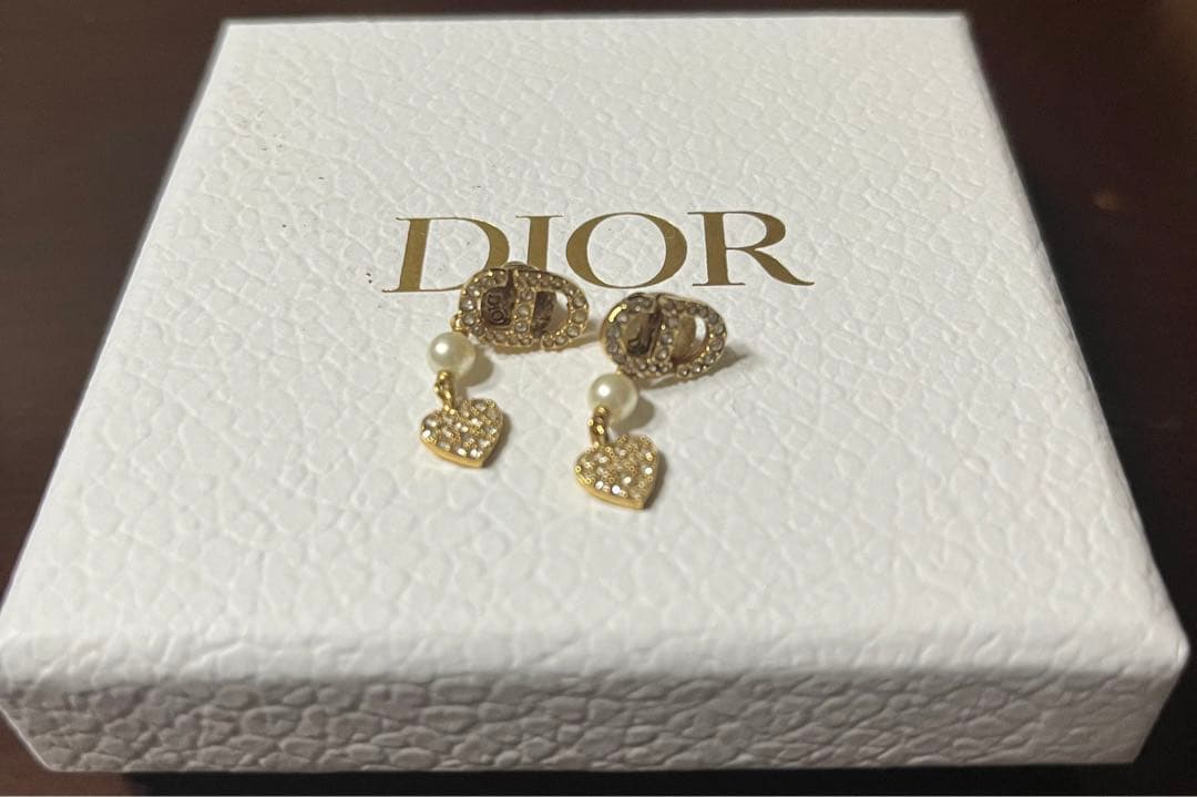 ディオール ピアス ハート - メルカリ