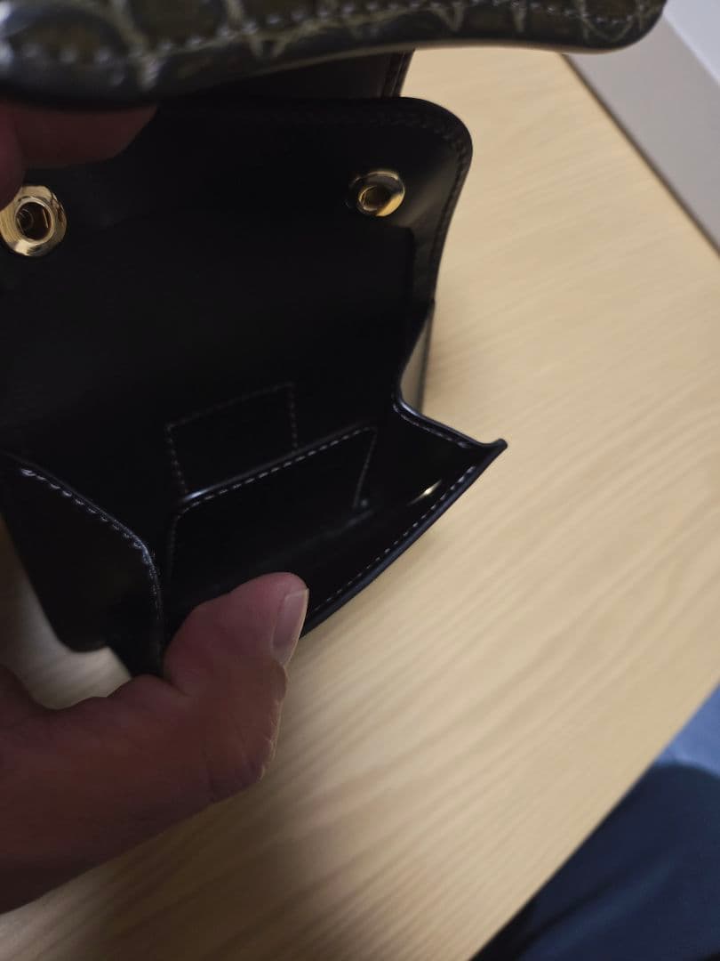 1点物】ENO クロコ カーキ色 - メルカリ