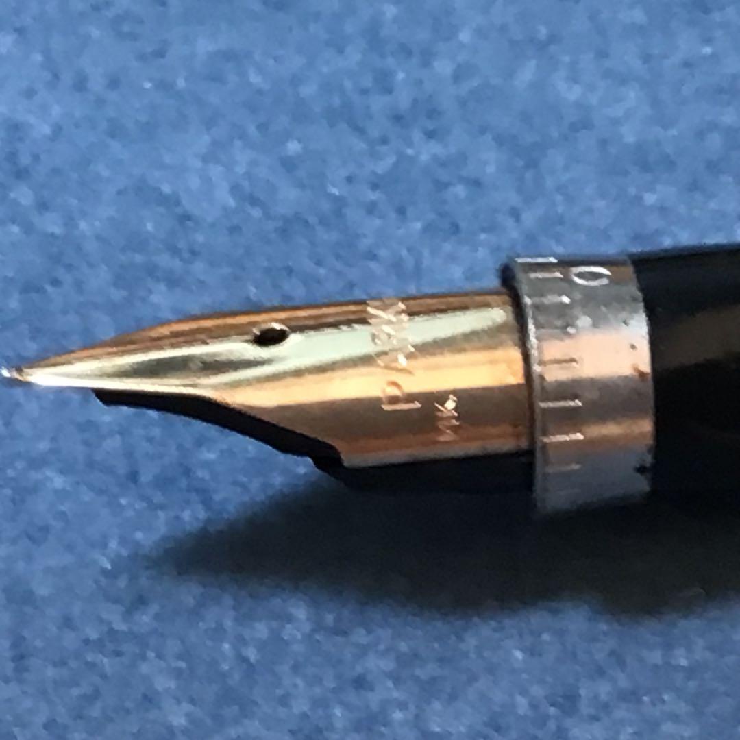 値下げ‼︎ 初期型パーカー75 万年筆 ゴールドシズレ14K張 0ポイント F