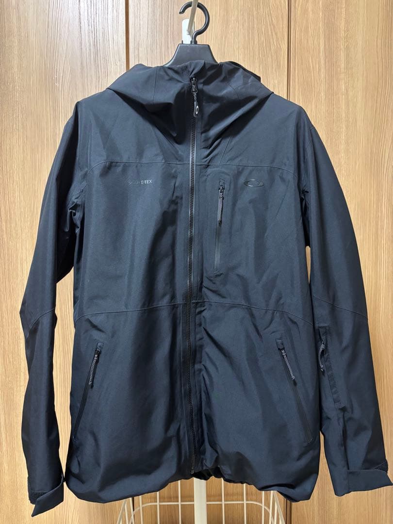 スキー oakley unbound gore-tex shell jacket Oakley Unbound Gore-Tex Shell Jacket - Blackout | Oakley® CA