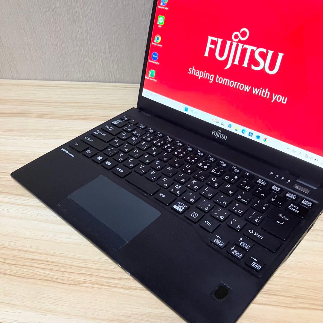 《フューチャー》第10世代LIFEBOOK U9310 i5
