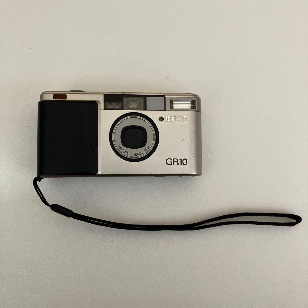 じまめくん様専用 RICOH GR10 コンパクトフィルムカメラ シルバー