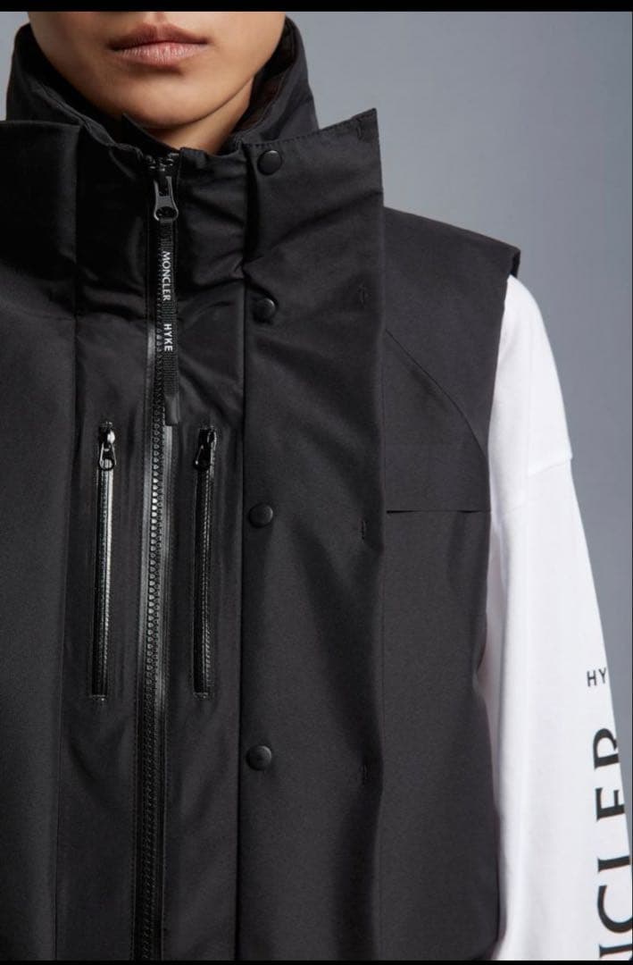 MONCLER × HYKE ダウン ベスト サイズ1 ブラック ゴアテックス - メルカリ