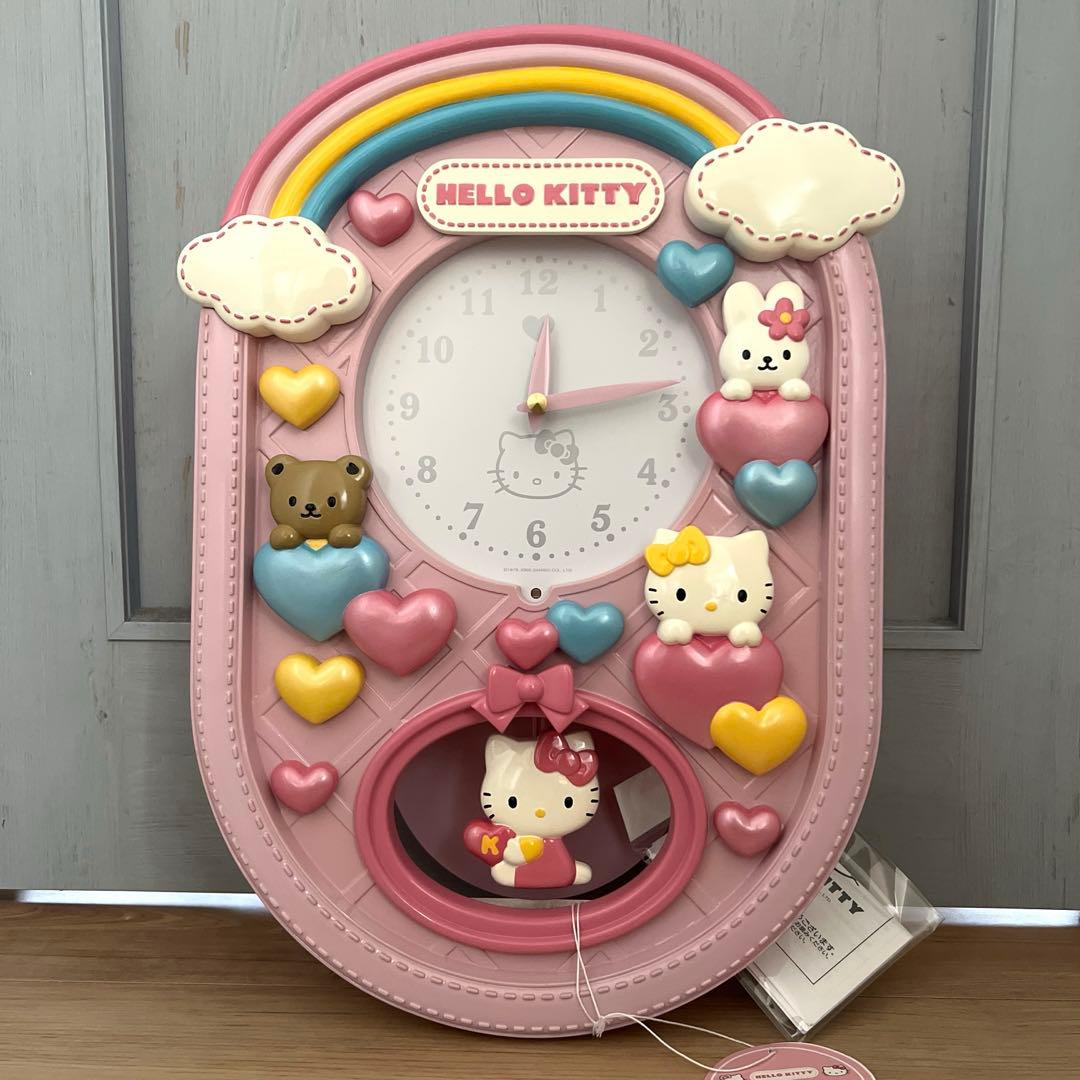 当時物　平成レトロ　SANRIO サンリオ　ハローキティ　掛時計　振り子時計 サンリオ からくり時計 掛け時計 当時物 キティちゃん 壁掛け時計 椿柄