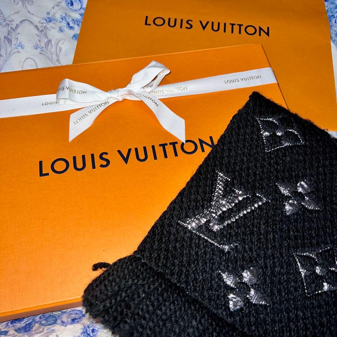 ✨️美品✨️LOUIS VUITTONヴィトン マフラー エシャルプ・ロゴマニア