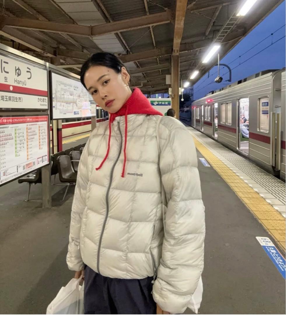 今期完売品 モンベル スペリオダウンジャケット S ライトグレー 田中