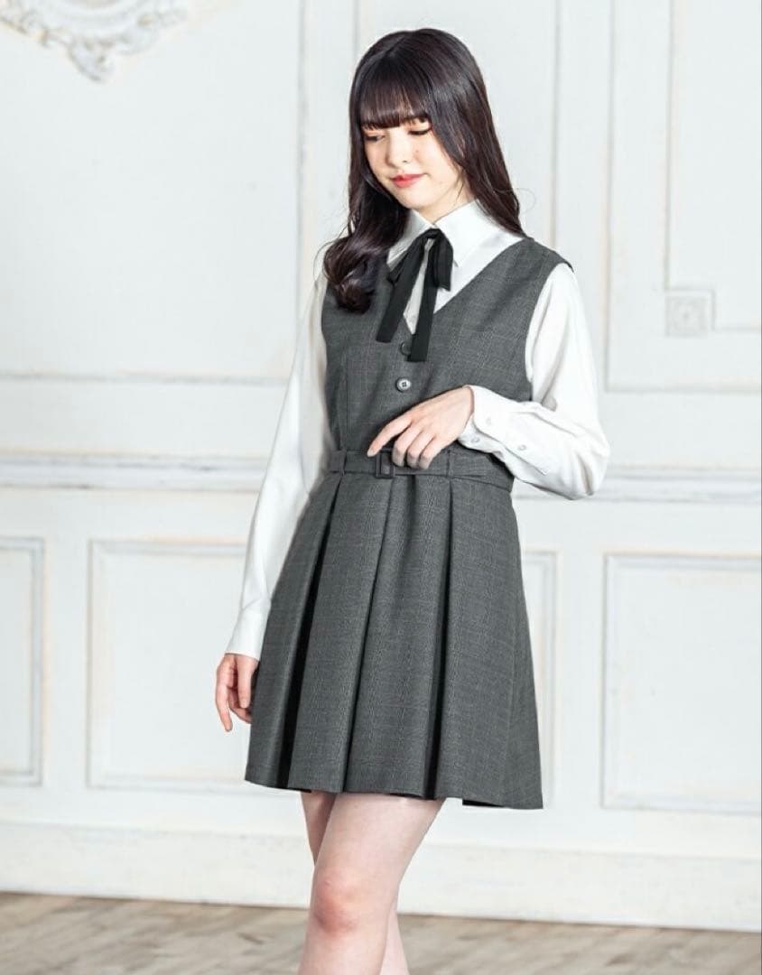 BRKN.SrDEER様専用です。 アリサナ卒服165センチ - メルカリ