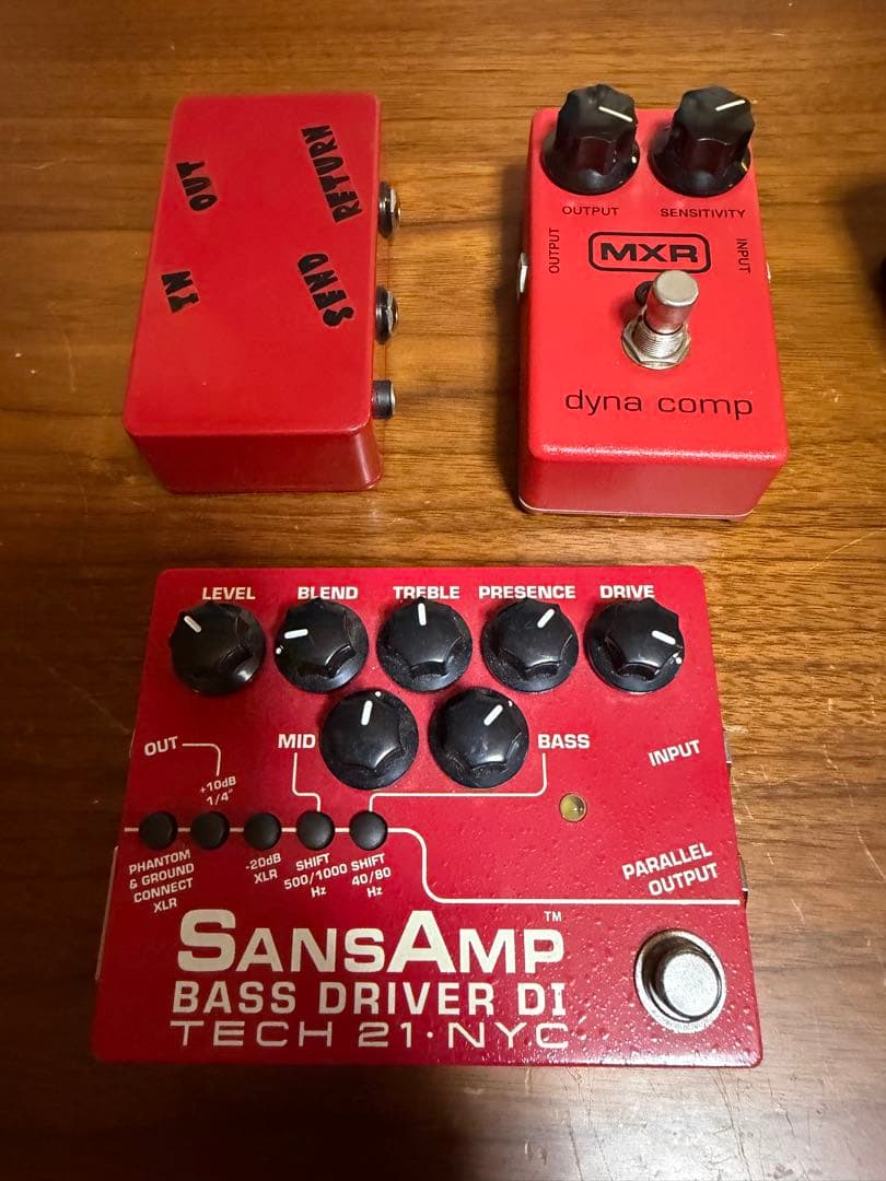 ベース エフェクター 赤統一 SansAmp MXR Dyna Comp - メルカリ