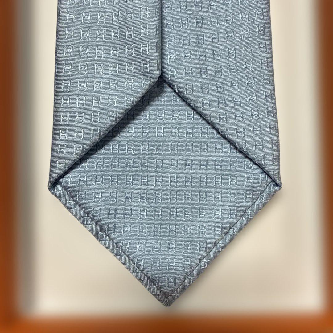 エルメス ネクタイ 水色ブルー H柄H織ファソネ 派手 結婚式 - メルカリ