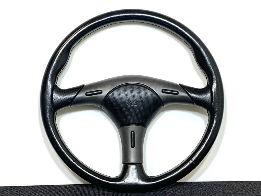 【送料無料・即日発送】NARDI ナルディ ステアリング 36Φ センターパッド 楽天市場】車 ハンドル 革 皮 レザー NARDI ナルディ N220