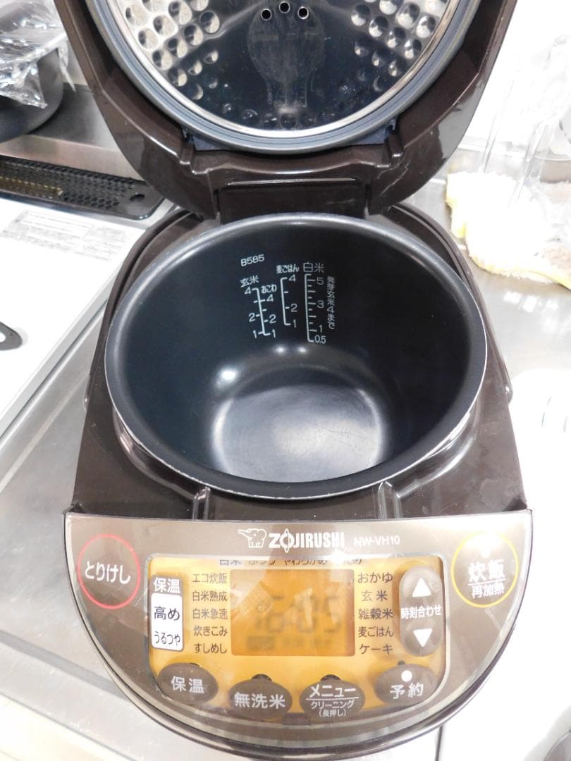 象印 極め炊き 圧力IH炊飯ジャーNW-VH10 　正常動作品　2020年製 Amazon | 象印 IH炊飯ジャー（5.5合炊き） ブラウン ZOJIRUSHI 極め