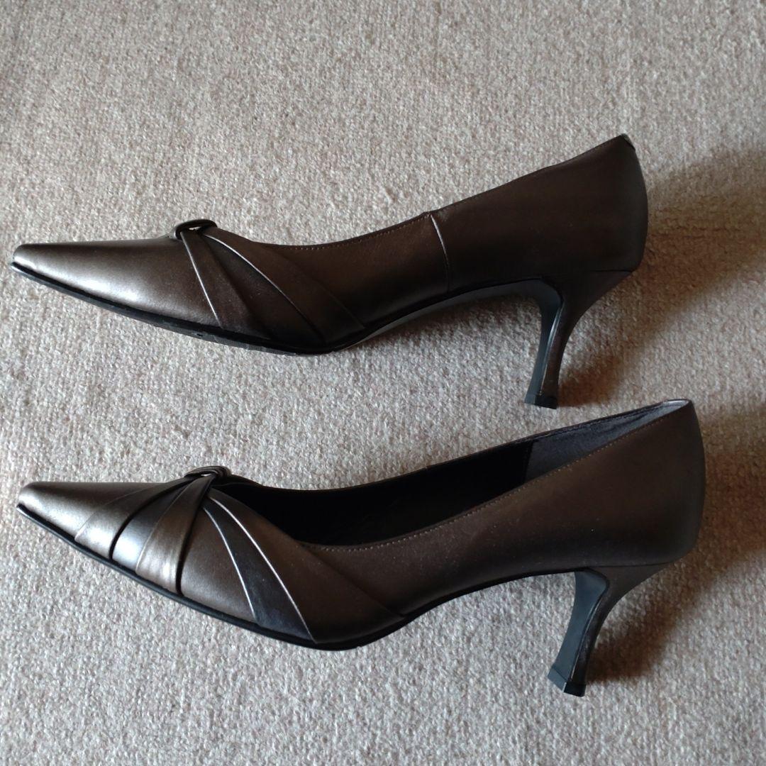 DIANA WELL FIT パンプス 25センチ 2E - メルカリ