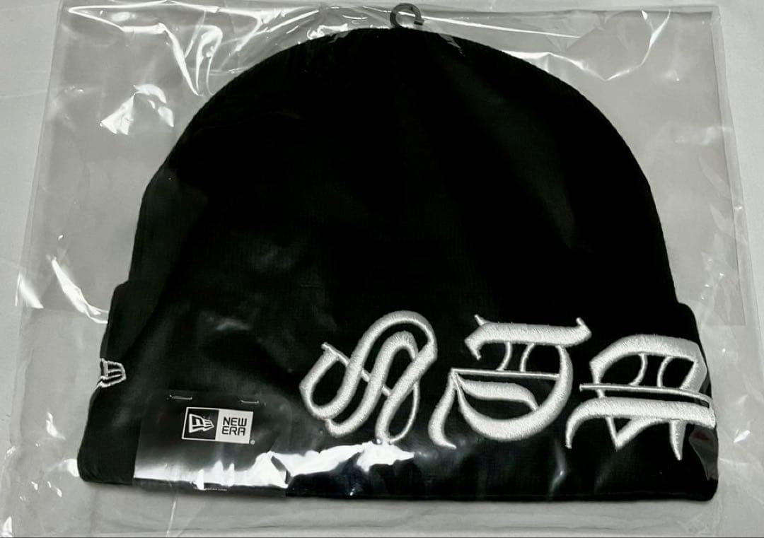 Supreme New Era Blackletter Beanie 新品未使用 - メルカリ