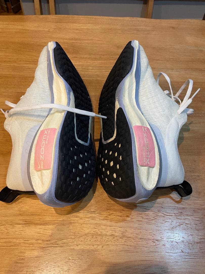 NIKE インヴィンシブル3 ホワイト　27.5cm