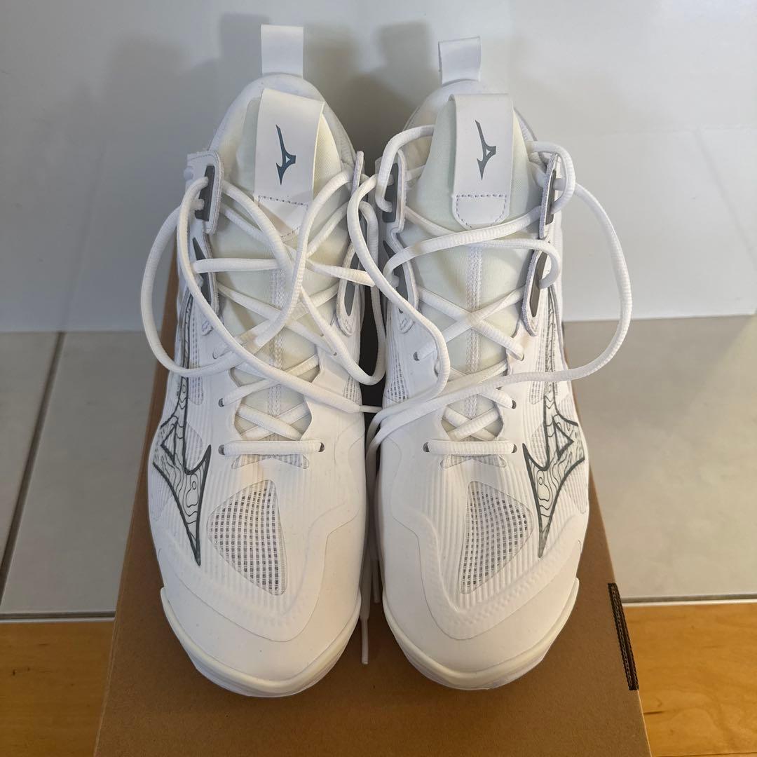Mizuno バレーボールウェーブモーメンタム3MID MIZUNO（ミズノ） WAVE MOMENTUM 3 MID ウエーブモーメンタム 3 MID