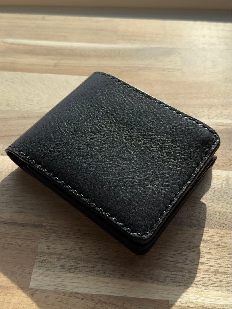 本革 イタリアンレザー 二つ折り財布 イタリアンレザー 二つ折り財布 | Montecatini モンテカティーニ