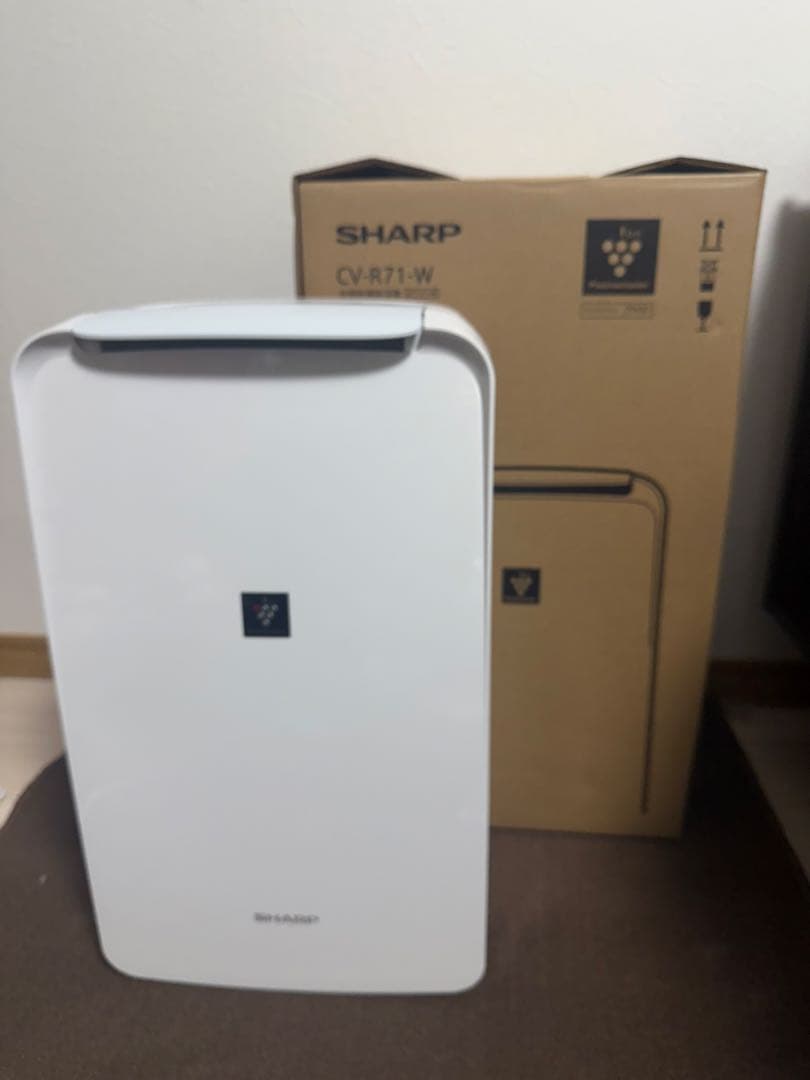 SHARP CV-R71-W 除湿機 ホワイト　2024年製 Amazon.co.jp: シャープ 衣類乾燥 除湿機 CV-R71-W コンプレッサー