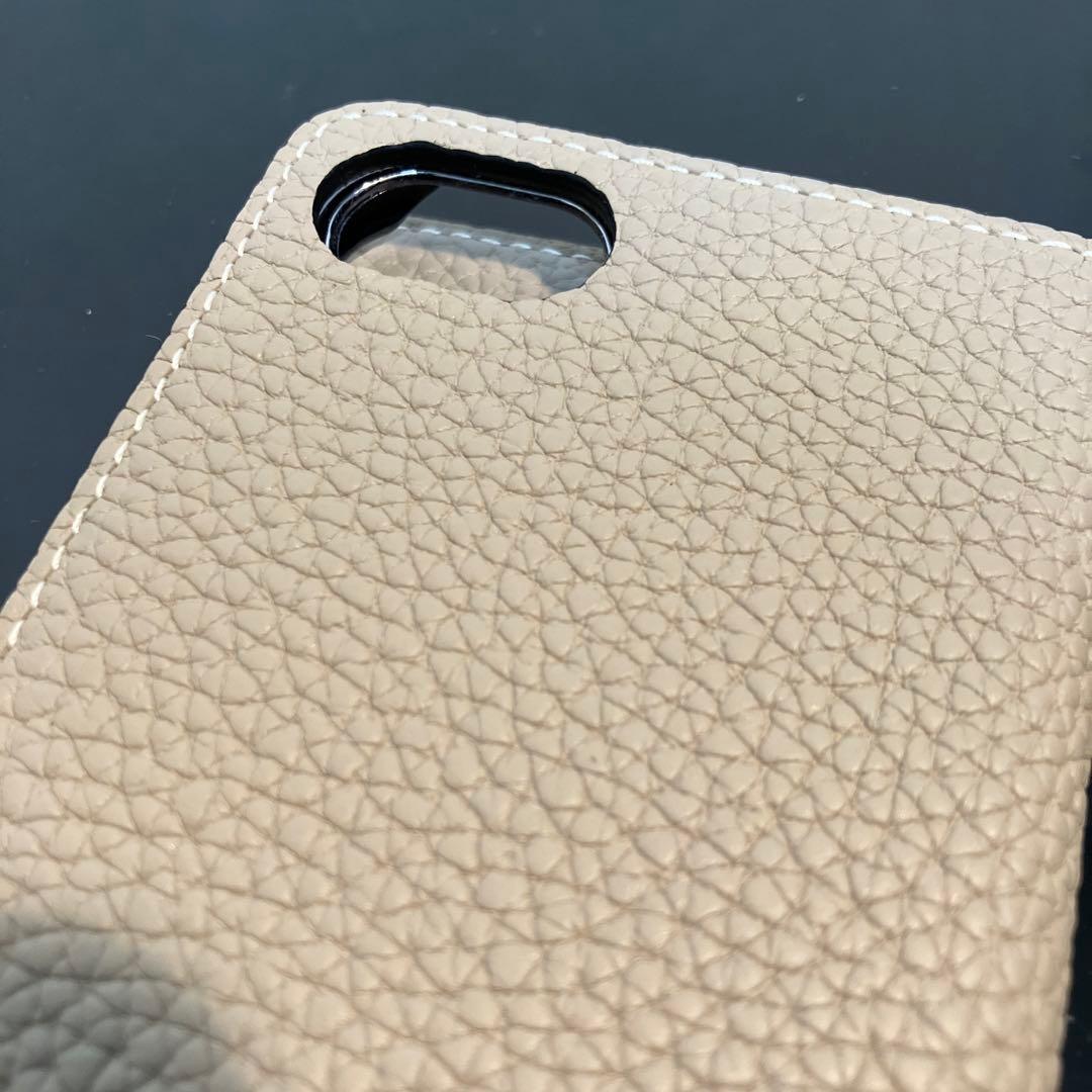 【新品同様】BONAVENTURA iPhone SE/8/7/6S ストラップ