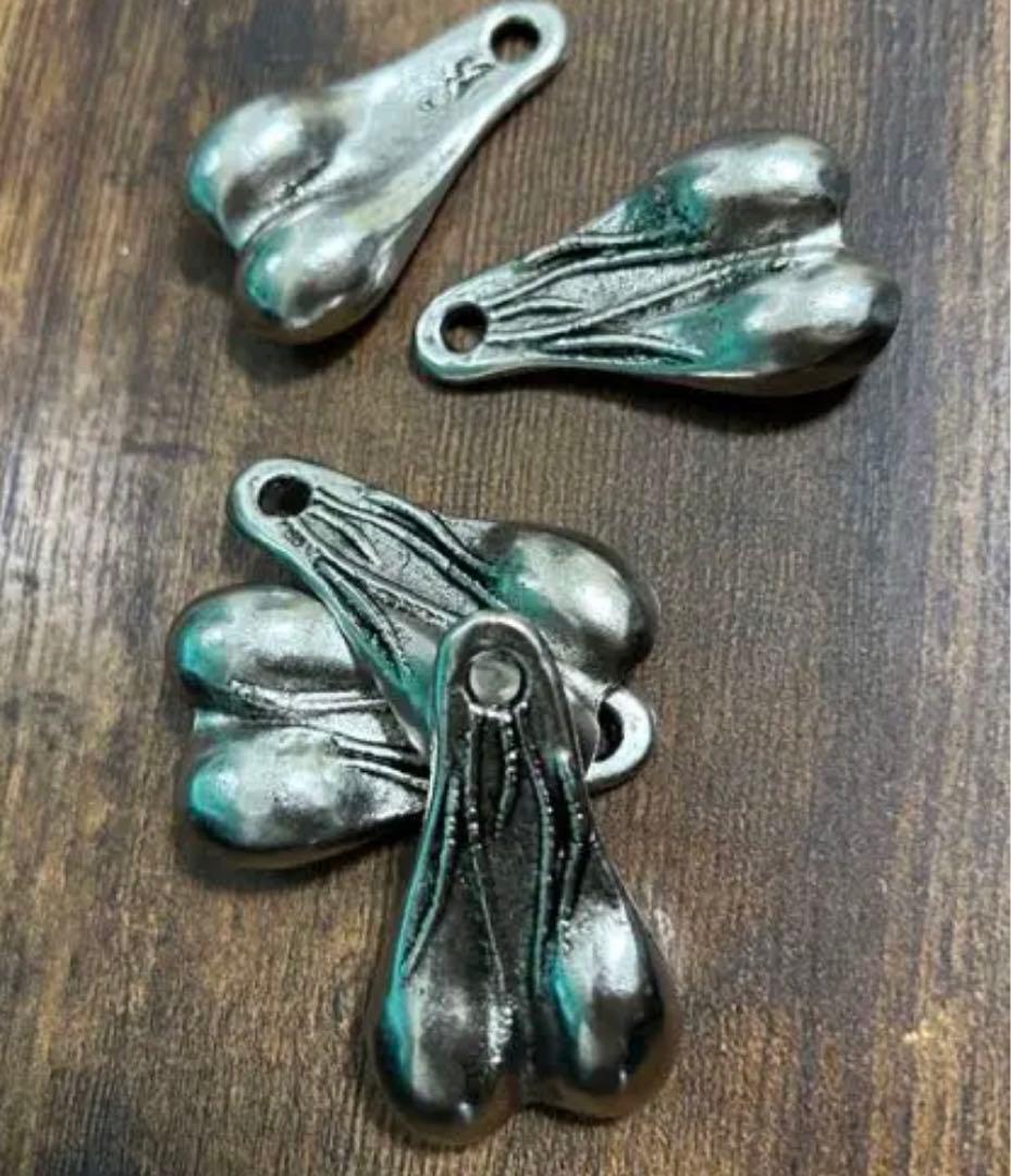 US三軒茶屋 ブルズボール キンタマ tattoo studio yamada - メルカリ