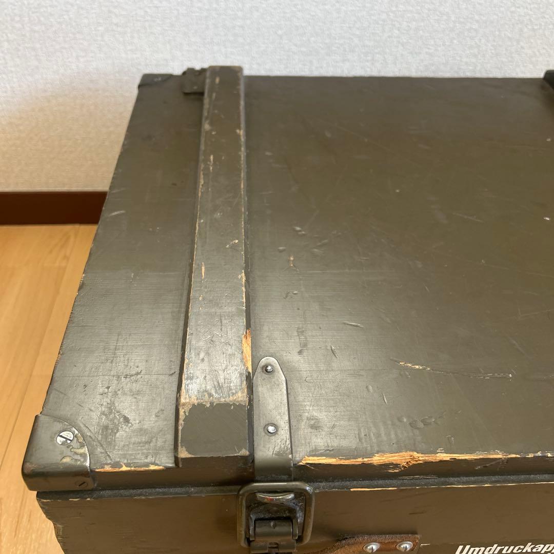 ミリタリーボックス アウトドア 軍もの スイス軍 70年代70sの通販はau