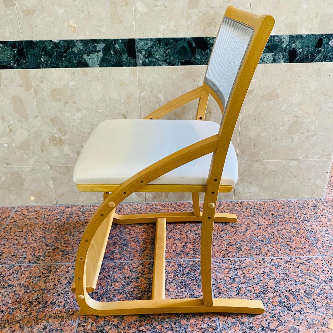 カリモク XT2401 クレシェ 学習椅子 デスクチェア ピュアアイボリー