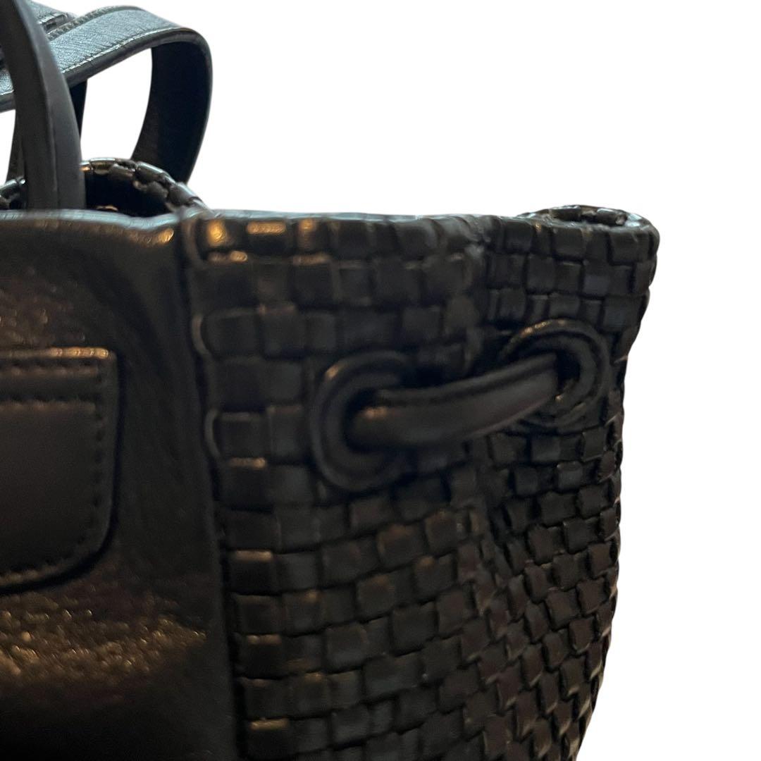 大幅値下げ！ COLE HAAN イントレチャート レザーリュック - メルカリ