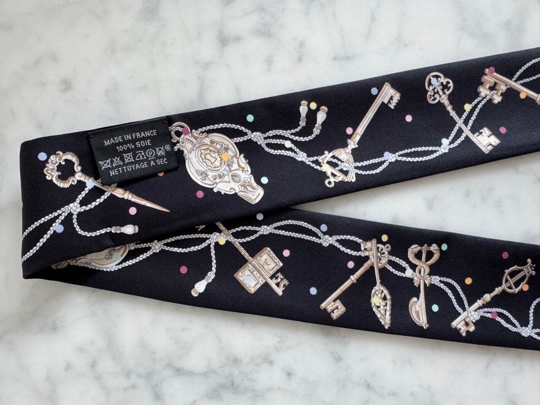 HERMES エルメス ツイリー 予約完売 レクレアポア ノワール - メルカリ