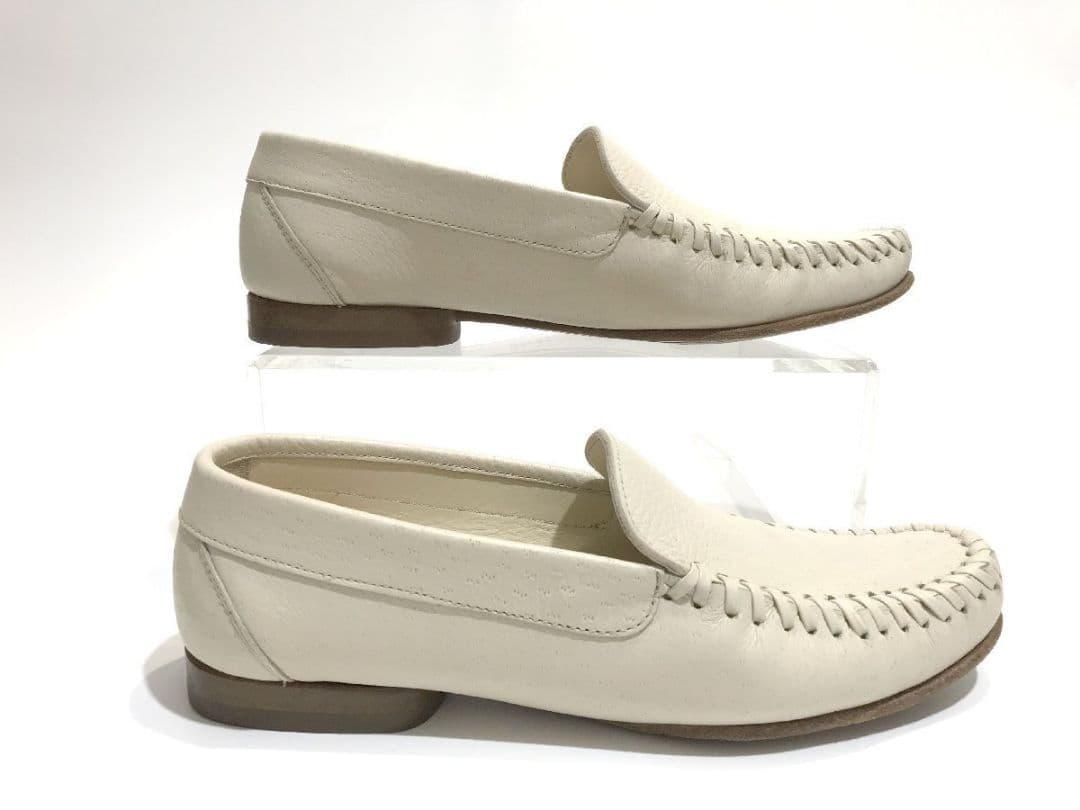 サルヴァトーレ フェラガモ パンプス ローファー ■ 本革 白系 23.5cm