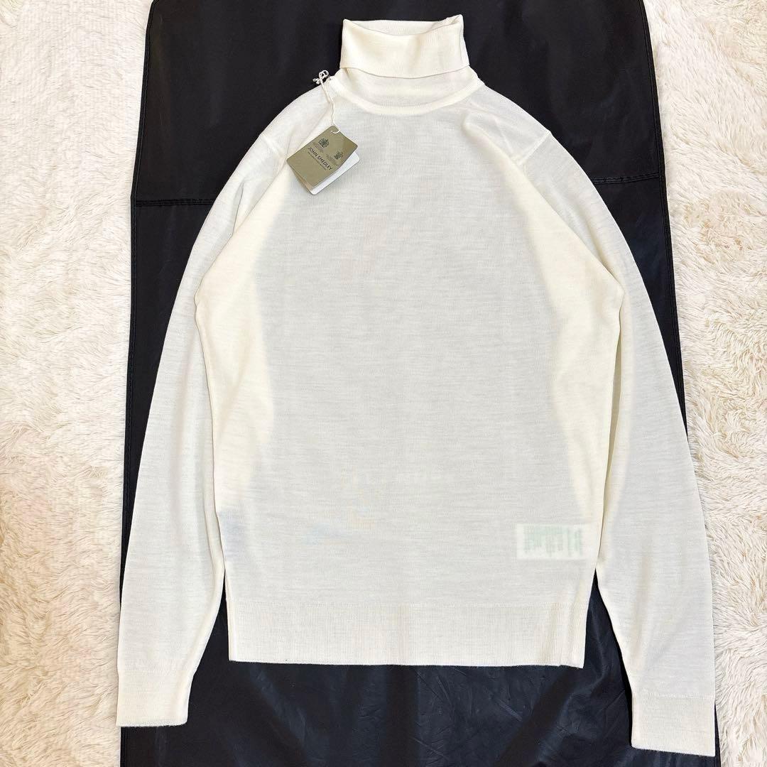 タグ付き未使用 ジョンスメドレー メリノウール タートルネックニット ホワイト タグ付き未使用 ジョンスメドレー メリノウール タートルネックニット