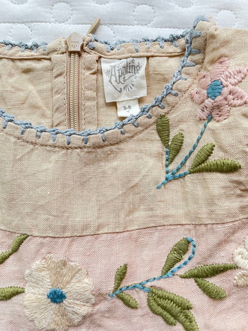 Apolina 刺繍入り長袖ワンピース 3-5y - メルカリ