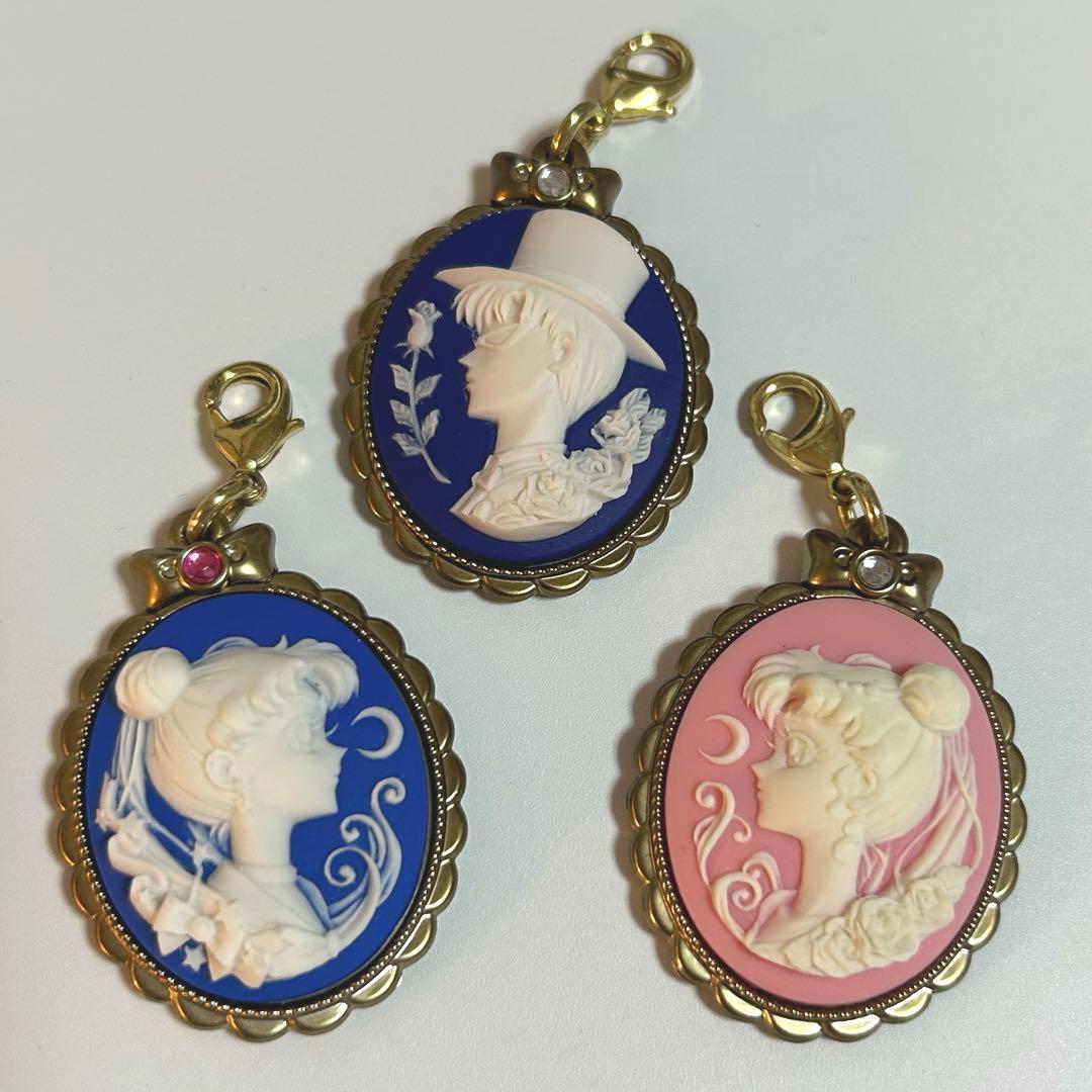 セーラームーン カメオ風チャーム セーラームーン タキシード仮面