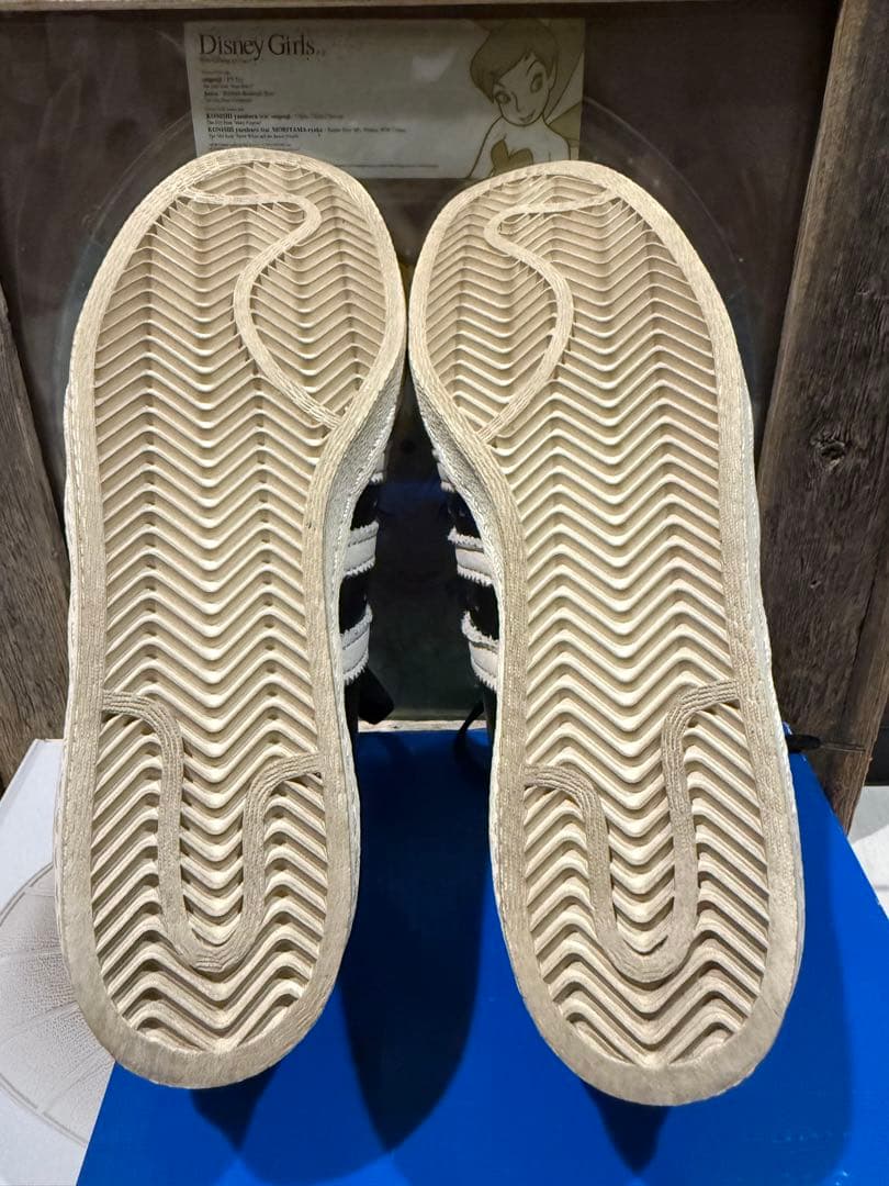 靴 adidas superstar 25.5cm