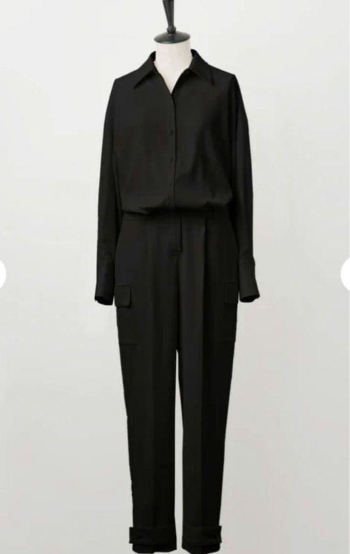 loin．ロワン 井川遥 オールインワン 黒 36 - メルカリ