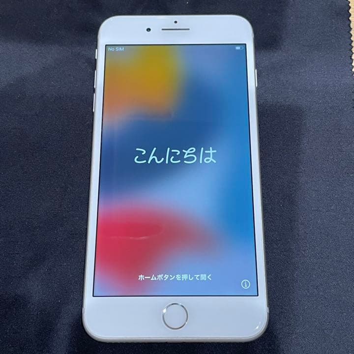 iPhone 8 Plus Silver 64 GB SIMフリー