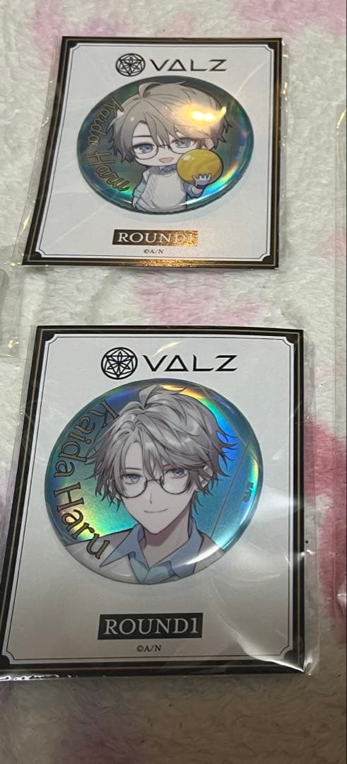 にじさんじ VΔLZ ラウンドワンコラボ 缶バッジ 甲斐田晴 - メルカリ